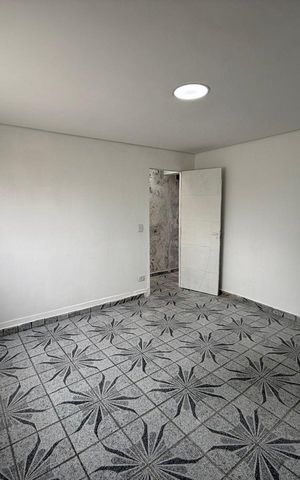 Casa para alugar com 190m², 2 quartos e 2 vagas Casa para alugar com 190m², 2 quartos e 2 vagasQuarto