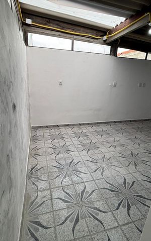 Casa para alugar com 190m², 2 quartos e 2 vagas Casa para alugar com 190m², 2 quartos e 2 vagasÁrea de serviço