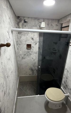 Casa para alugar com 190m², 2 quartos e 2 vagas Casa para alugar com 190m², 2 quartos e 2 vagasBanheiro