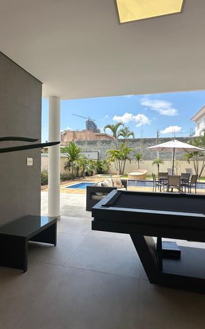 Casa de condomínio à venda com 364m², 3 quartos e 6 vagas Casa de condomínio à venda com 364m², 3 quartos e 6 vagasVaranda da Sala