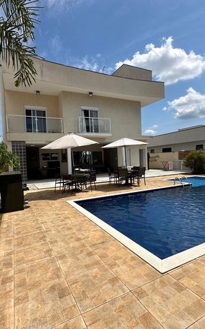 Casa de condomínio à venda com 364m², 3 quartos e 6 vagas Casa de condomínio à venda com 364m², 3 quartos e 6 vagasPiscina