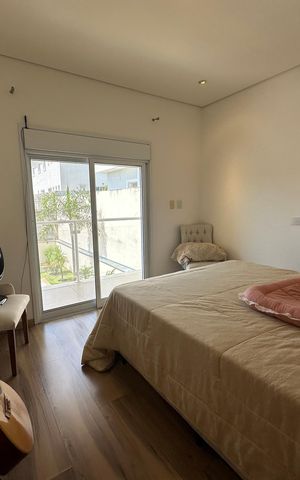 Casa de condomínio à venda com 364m², 3 quartos e 6 vagas Casa de condomínio à venda com 364m², 3 quartos e 6 vagasSuíte 3