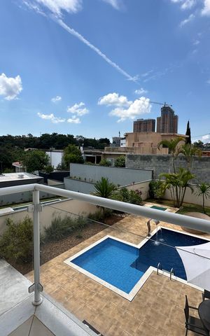 Casa de condomínio à venda com 364m², 3 quartos e 6 vagas Casa de condomínio à venda com 364m², 3 quartos e 6 vagasVaranda
