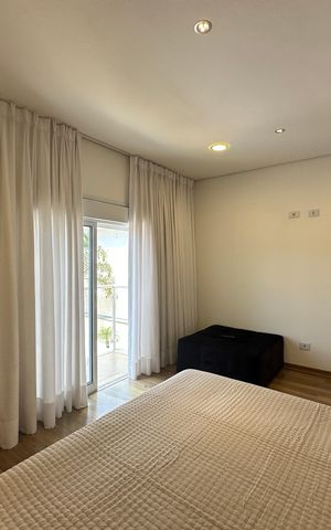 Casa de condomínio à venda com 364m², 3 quartos e 6 vagas Casa de condomínio à venda com 364m², 3 quartos e 6 vagasSuíte 1