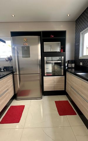 Casa de condomínio à venda com 364m², 3 quartos e 6 vagas Casa de condomínio à venda com 364m², 3 quartos e 6 vagasCozinha