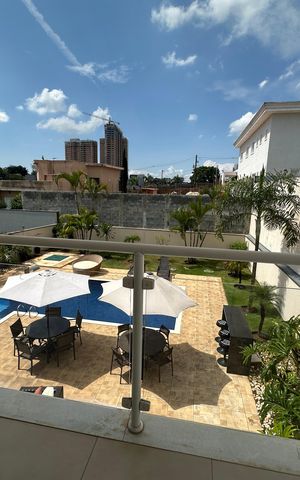 Casa de condomínio à venda com 364m², 3 quartos e 6 vagas Casa de condomínio à venda com 364m², 3 quartos e 6 vagasVaranda