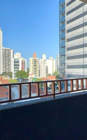 Studio para alugar com 24m², 1 quarto e sem vaga Studio para alugar com 24m², 1 quarto e sem vagaVaranda