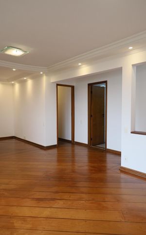 Apartamento para alugar com 95m², 2 quartos e 2 vagasSala