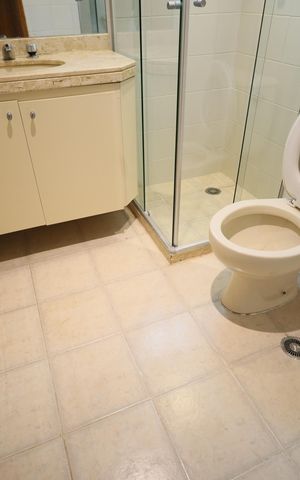 Apartamento para alugar com 95m², 2 quartos e 2 vagasBanheiro da Suíte 1