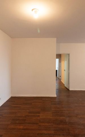 Apartamento à venda com 120m², 3 quartos e 1 vaga Apartamento à venda com 120m², 3 quartos e 1 vagaSala