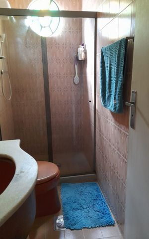 Casa à venda com 145m², 3 quartos e 2 vagas Casa à venda com 145m², 3 quartos e 2 vagasBanheiro 1