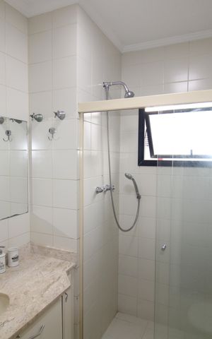 Apartamento à venda com 200m², 3 quartos e 2 vagasBanheiro