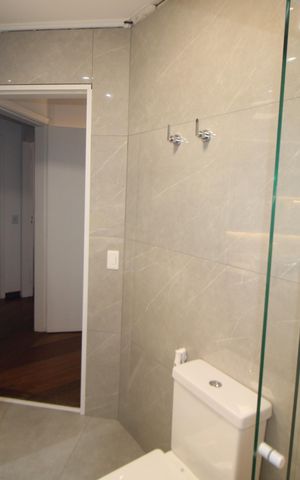 Apartamento à venda com 200m², 3 quartos e 2 vagasQuarto 1 - Banheiro