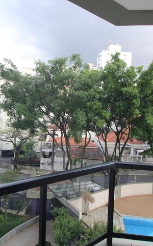 Apartamento à venda com 200m², 3 quartos e 2 vagasSala - Varanda
