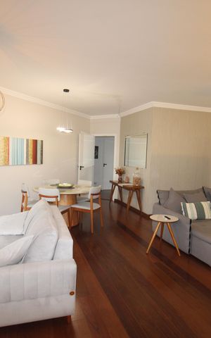 Apartamento à venda com 200m², 3 quartos e 2 vagasSala