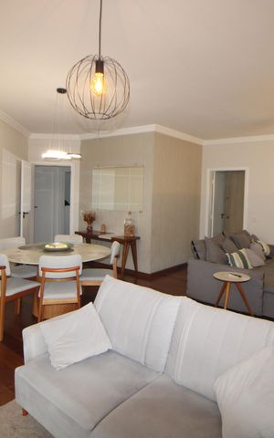Apartamento à venda com 200m², 3 quartos e 2 vagasSala