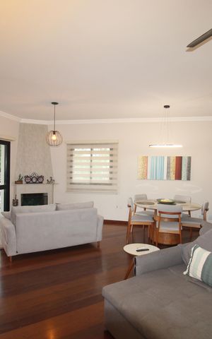 Apartamento à venda com 200m², 3 quartos e 2 vagasSala