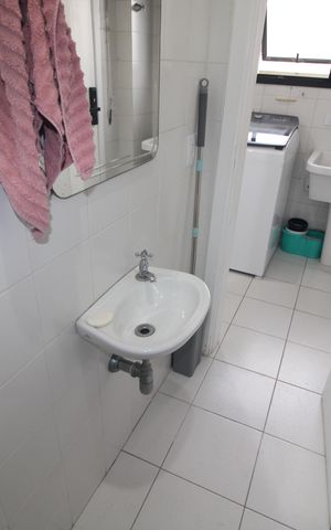 Apartamento à venda com 200m², 3 quartos e 2 vagasÁrea de Serviço - Banheiro