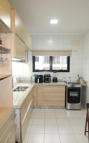 Apartamento à venda com 200m², 3 quartos e 2 vagasCozinha
