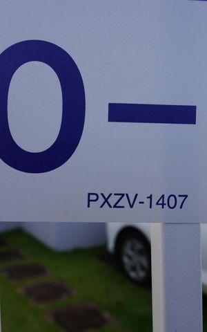 Casa de condomínio à venda com 78m², 2 quartos e 1 vagaFachada de plaquinha PXZV - 1407