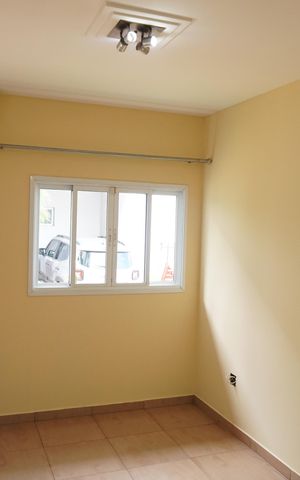 Casa de condomínio à venda com 78m², 2 quartos e 1 vagaSala