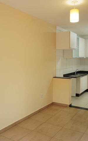 Casa de condomínio à venda com 78m², 2 quartos e 1 vagaSala