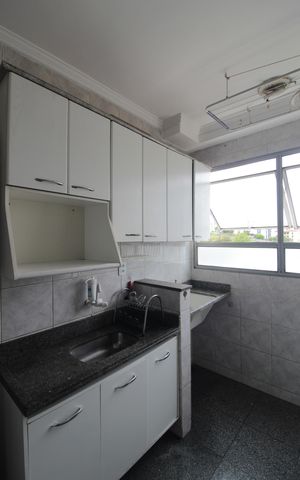 Apartamento à venda com 70m², 3 quartos e 1 vagaCozinha e Área de Serviço