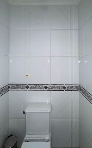 Apartamento à venda com 134m², 3 quartos e 3 vagas Apartamento à venda com 134m², 3 quartos e 3 vagasLavabo