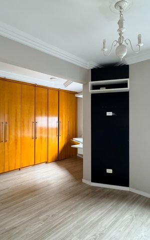 Apartamento à venda com 134m², 3 quartos e 3 vagas Apartamento à venda com 134m², 3 quartos e 3 vagasSuíte 1