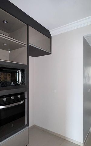 Apartamento à venda com 134m², 3 quartos e 3 vagas Apartamento à venda com 134m², 3 quartos e 3 vagasCozinha