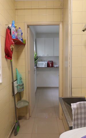 Apartamento à venda com 77m², 3 quartos e 1 vagaÁrea de Serviço