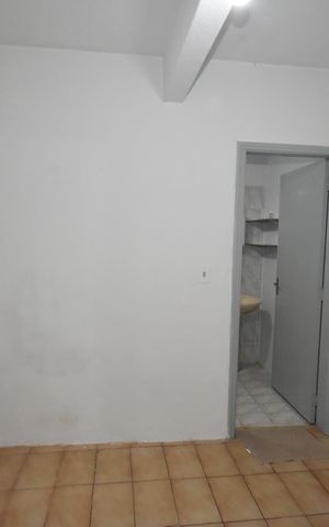 Casa para alugar com 45m², 2 quartos e sem vaga