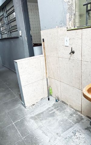 Casa para alugar com 81m², 2 quartos e 1 vaga Casa para alugar com 81m², 2 quartos e 1 vagaÁrea de serviço