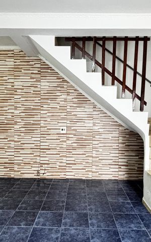 Casa para alugar com 81m², 2 quartos e 1 vaga Casa para alugar com 81m², 2 quartos e 1 vagaSala