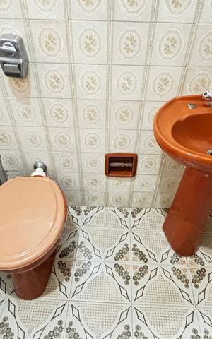 Casa para alugar com 81m², 2 quartos e 1 vaga Casa para alugar com 81m², 2 quartos e 1 vagaBanheiro 1