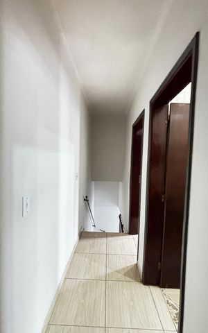 Casa para alugar com 81m², 2 quartos e 1 vaga Casa para alugar com 81m², 2 quartos e 1 vagaCorredor