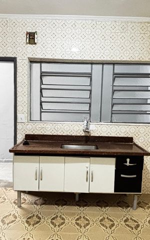 Casa para alugar com 81m², 2 quartos e 1 vaga Casa para alugar com 81m², 2 quartos e 1 vagaCozinha