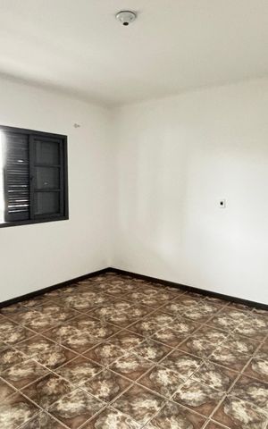 Casa para alugar com 160m², 3 quartos e 1 vaga Casa para alugar com 160m², 3 quartos e 1 vagaSuite