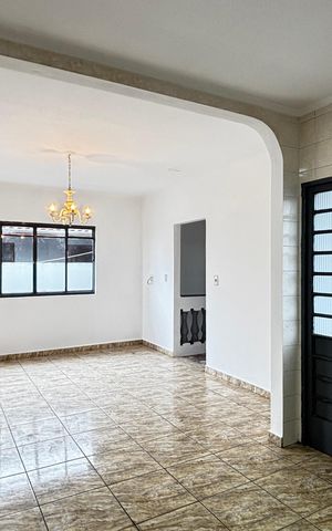 Casa para alugar com 160m², 3 quartos e 1 vaga Casa para alugar com 160m², 3 quartos e 1 vagaCozinha