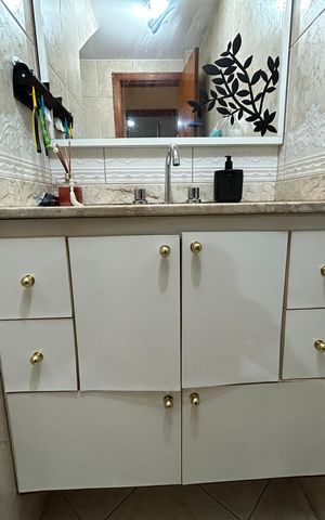 Casa de condomínio à venda com 166m², 3 quartos e 2 vagasLavabo 1