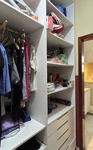Casa de condomínio à venda com 166m², 3 quartos e 2 vagasCloset do Quarto 3 - Suíte