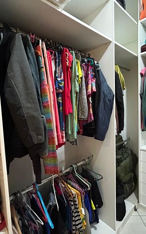 Casa de condomínio à venda com 166m², 3 quartos e 2 vagasCloset do Quarto 3 - Suíte