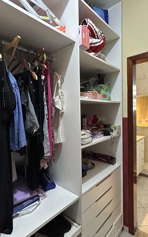 Casa de condomínio à venda com 166m², 3 quartos e 2 vagasCloset do Quarto 3 - Suíte