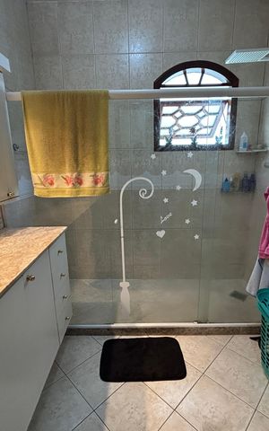 Casa de condomínio à venda com 166m², 3 quartos e 2 vagasBanheiro do quarto 3 suite
