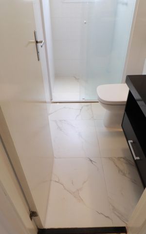 Apartamento para alugar com 57m², 2 quartos e 1 vagaBanheiro 
