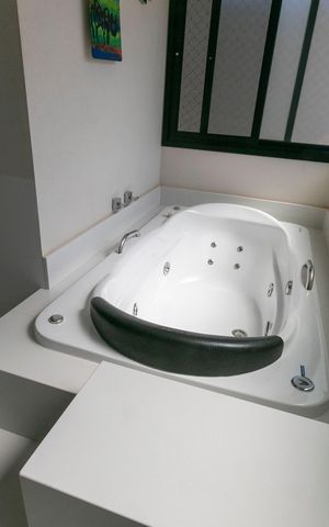 Casa de condomínio à venda com 504m², 3 quartos e 4 vagasBANHEIRO SUITE Nº 3 - MASTER