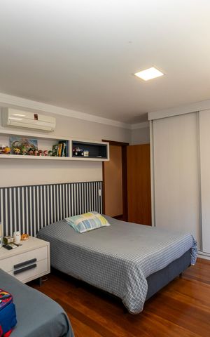 Casa de condomínio à venda com 504m², 3 quartos e 4 vagasSUITE Nº 2
