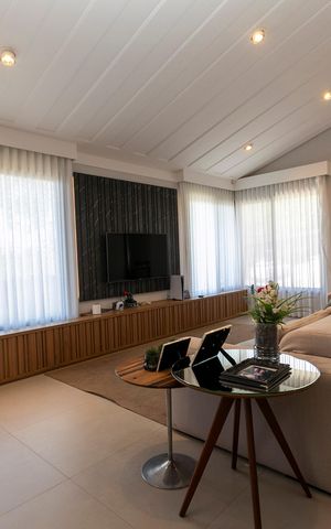 Casa de condomínio à venda com 504m², 3 quartos e 4 vagasSALA PARA DOIS AMBIENTES