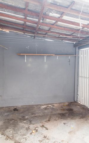 Casa para alugar com 50m², 2 quartos e 1 vaga Casa para alugar com 50m², 2 quartos e 1 vagaGaragem