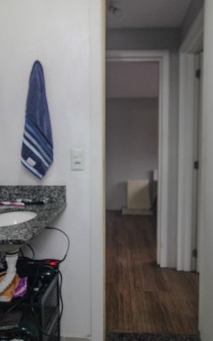 Apartamento à venda com 49m², 2 quartos e 1 vaga Apartamento à venda com 49m², 2 quartos e 1 vagaBanheiro